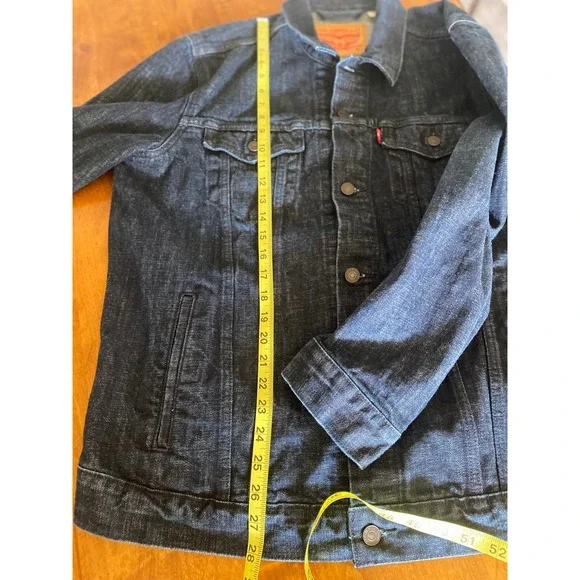 Levi's Denim Trucker Jacket Classic Fit Dark Wash Jean Jacket XL EUC